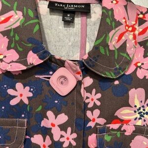 Fabulous Floral Tara Jarmon coat!